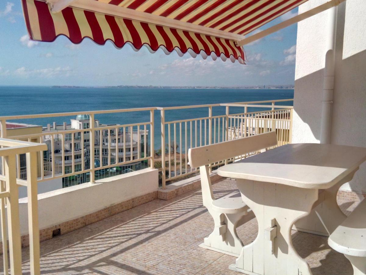 2 Bedroom Imperial Apartment With Panoramic Sea Views, Свети-Влас Экстерьер фото