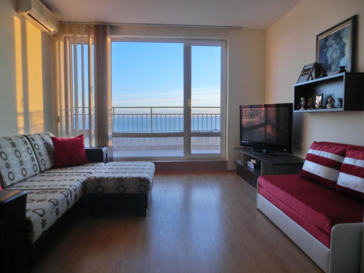 2 Bedroom Imperial Apartment With Panoramic Sea Views, Свети-Влас Экстерьер фото