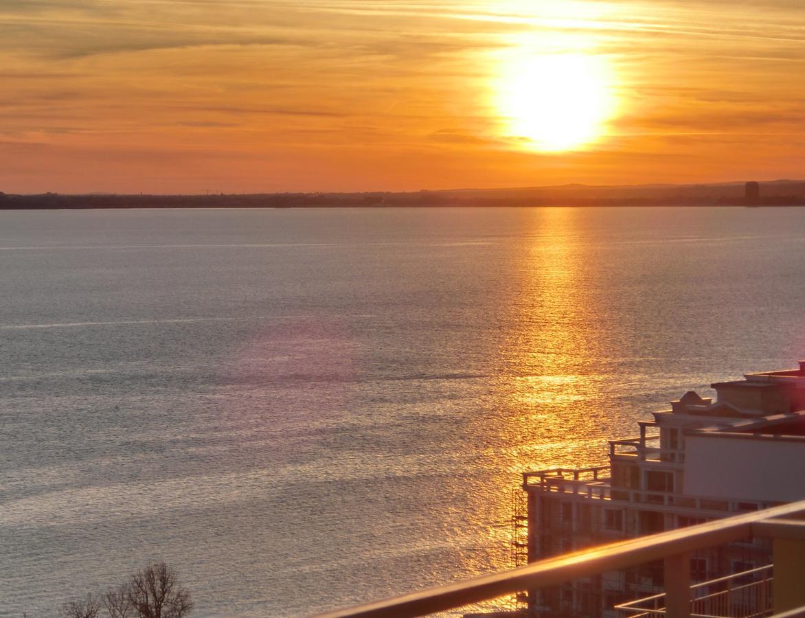 2 Bedroom Imperial Apartment With Panoramic Sea Views, Свети-Влас Экстерьер фото