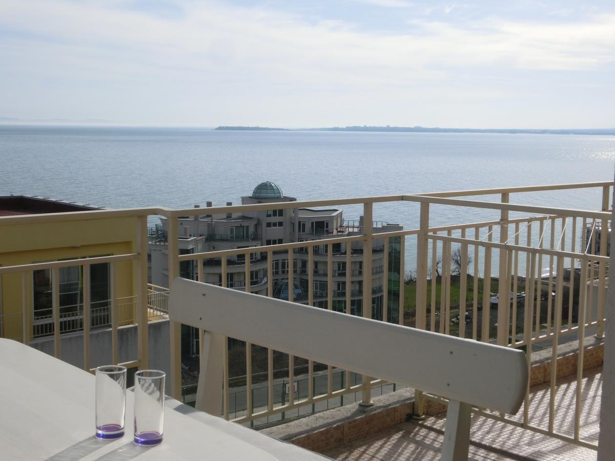 2 Bedroom Imperial Apartment With Panoramic Sea Views, Свети-Влас Экстерьер фото
